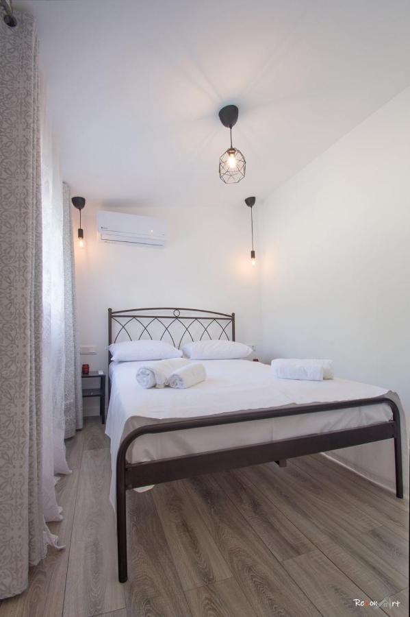 ארטמידה Oresti'S Villa Near Airport & Beach מראה חיצוני תמונה