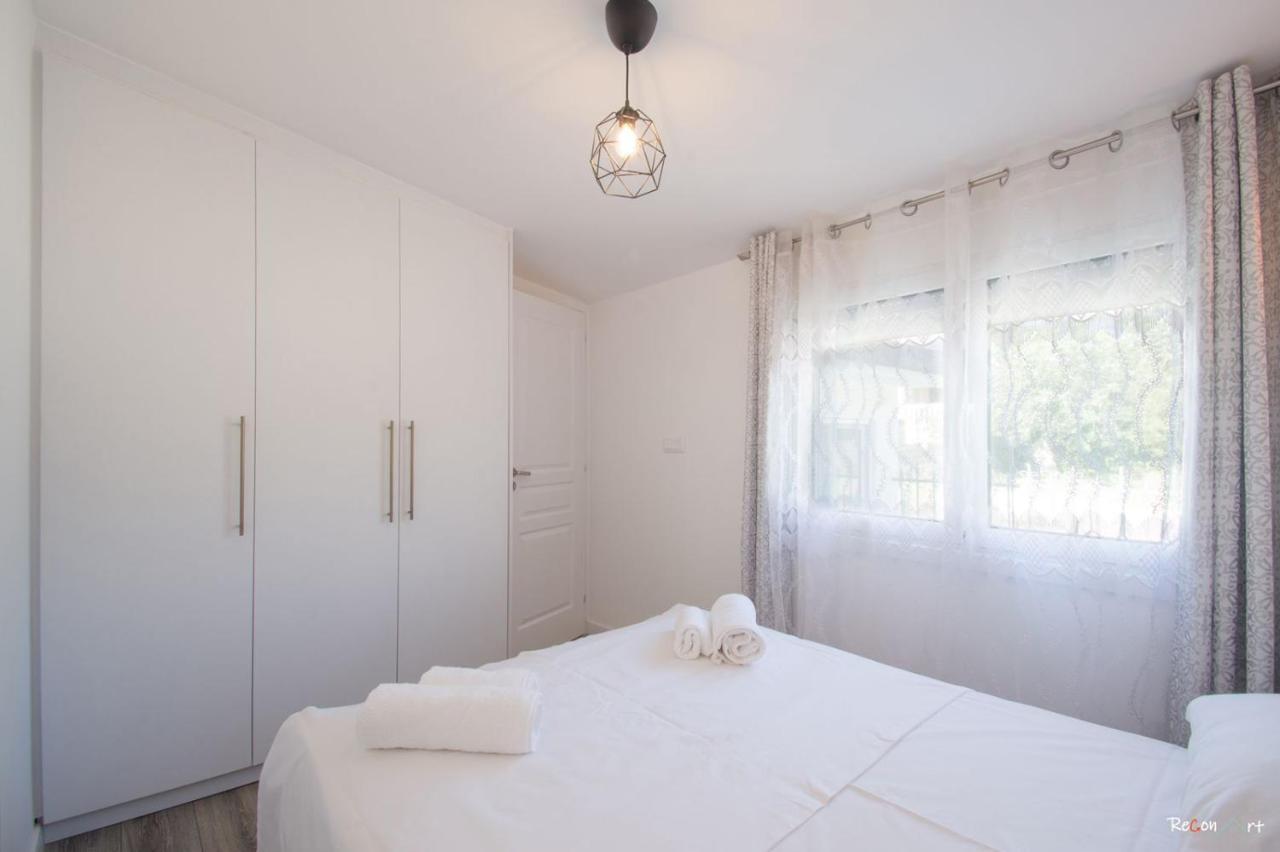 ארטמידה Oresti'S Villa Near Airport & Beach מראה חיצוני תמונה